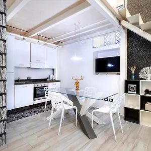Stesicoro Exclusive House Appartamento Aeroporto di Catania Fontana Rossa